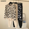 Women's Two-piece Casual Knitted Short-sleeved Pants Spring and Summer Printed Beaded Pullover + Double Pocket Lace Pants Women